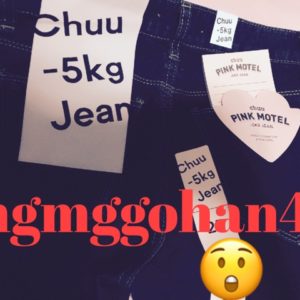 脚痩せ効果あり 壁への足上げがダイエットになるって本当 しびれるまでやるのはng キッチン ブルー